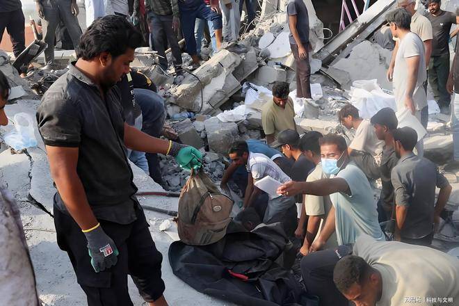 原創165個書包與戰斧導彈：川普草臺班子如何精準炸燬一所小學